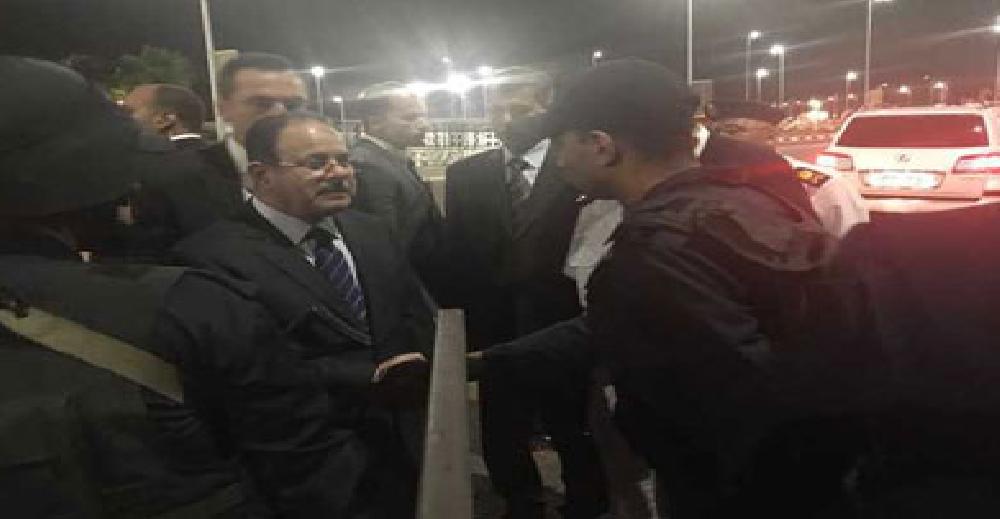  وزير الداخلية يتفقد الخدمات الأمنية بشرم الشيخ