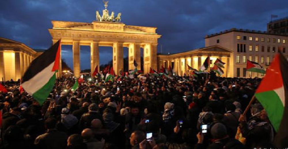  مظاهرة احتجاجا على قرار ترامب في برلين