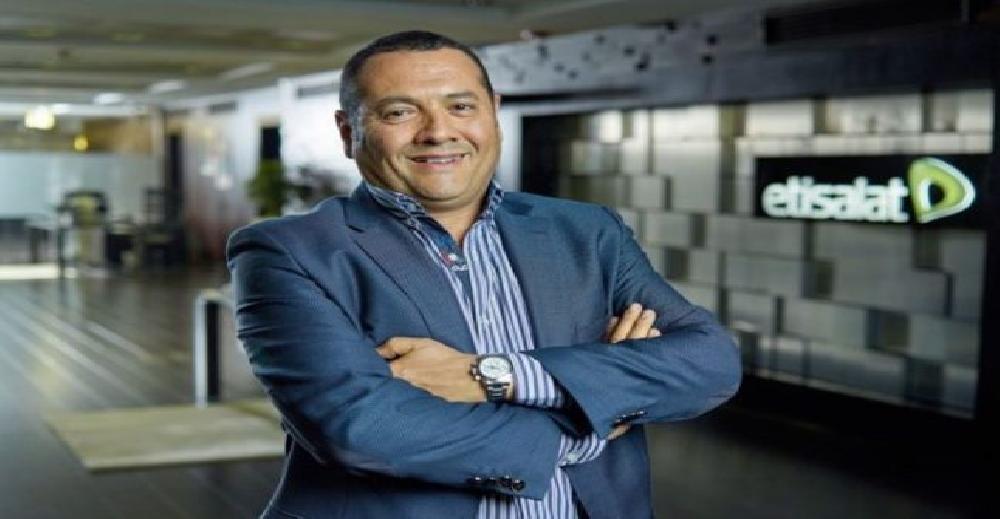  إيهاب رشدى الرئيس التنفيذى للقطاع المالى بشركة اتصالات مصر